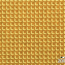 Optical microscope image of an X-ray mask with 10 &mu;m L-slits in 40 &mu;m thick gold.